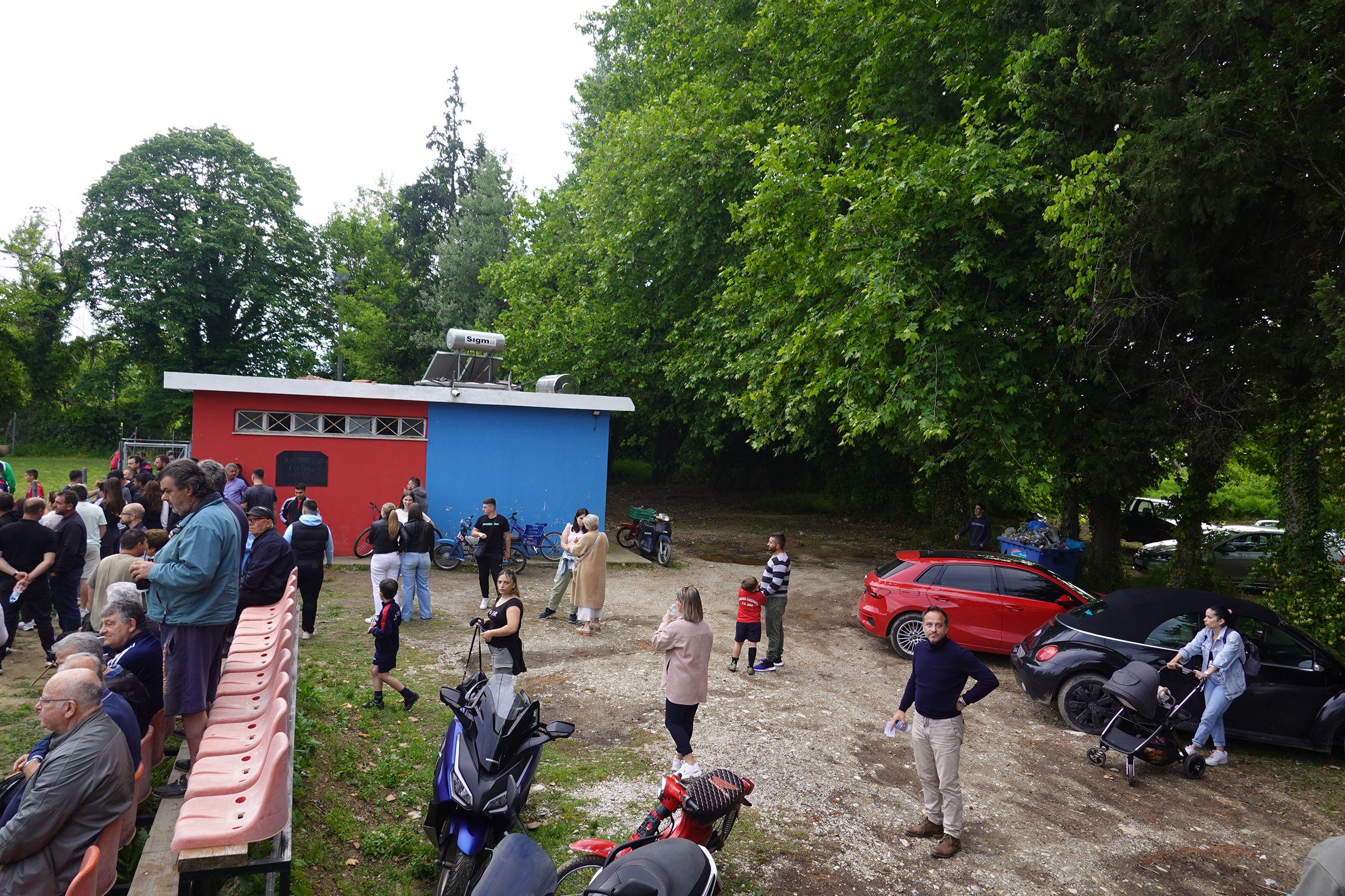 AE 2002 - Dafni Volou