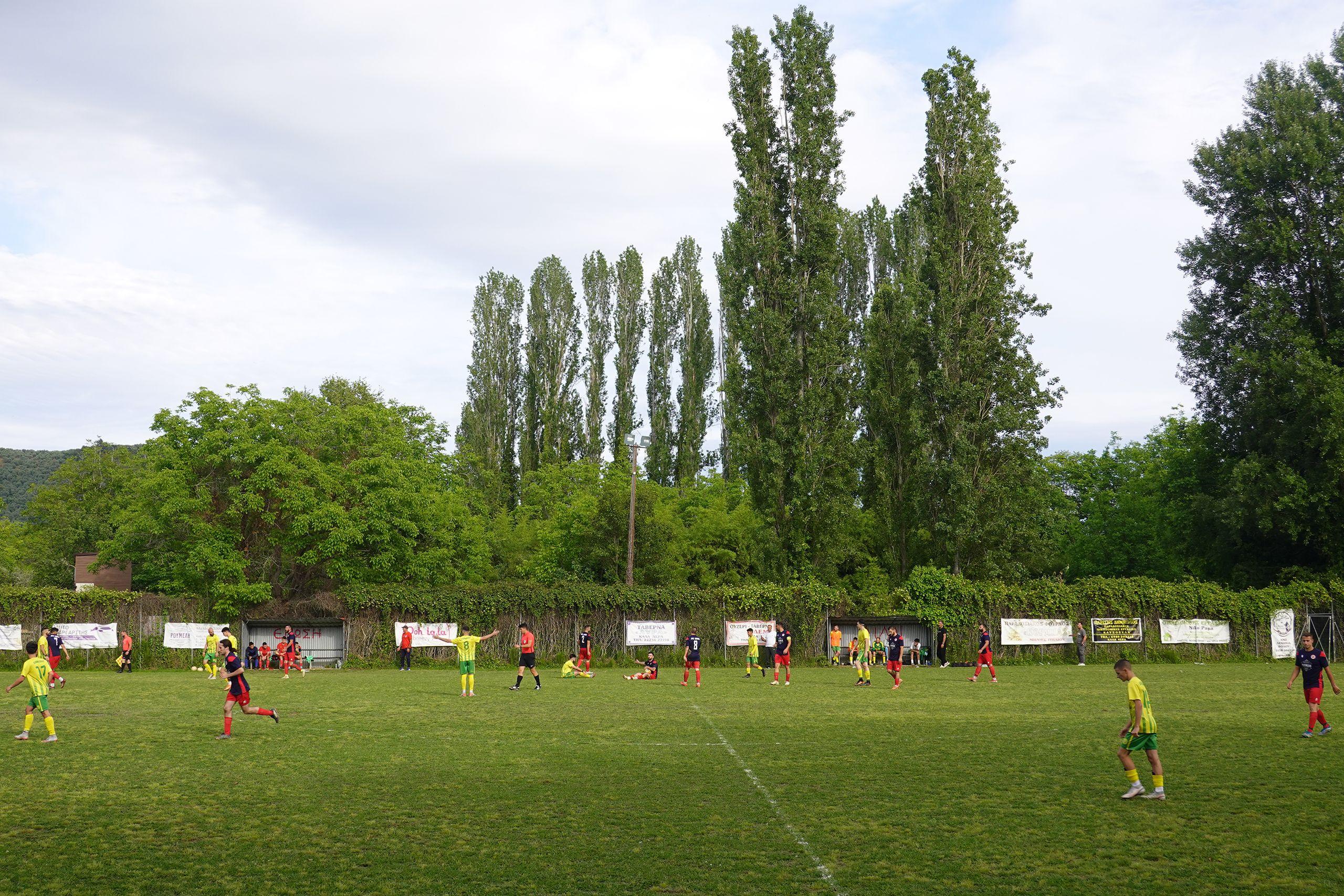 AE 2002 - Dafni Volou