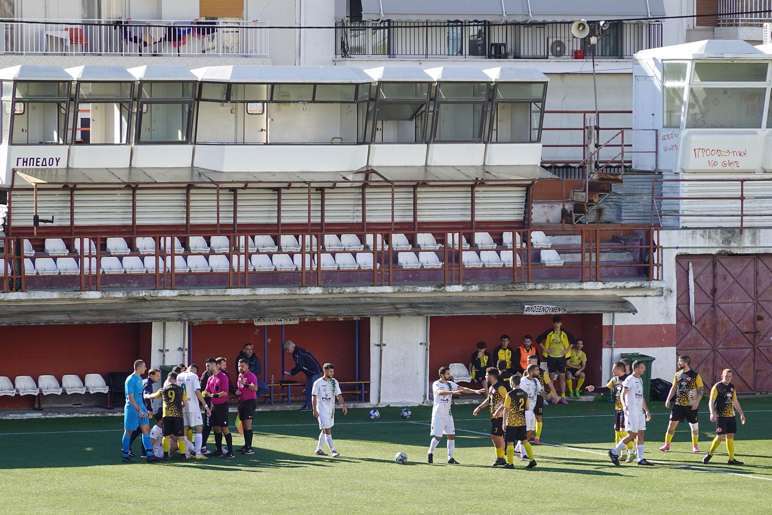 Doxa Peiraia - Aris Amfialis